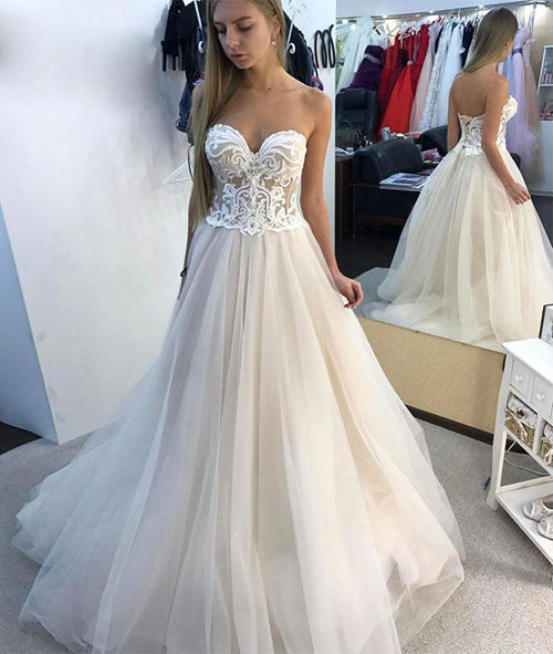 Buy Gorgeous Ball Gown Sweetheart White Tulle Strapless Lace