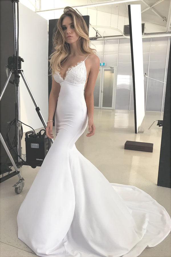 Elegant Lace V-neck Backless Mermaid Wedding Dresses with